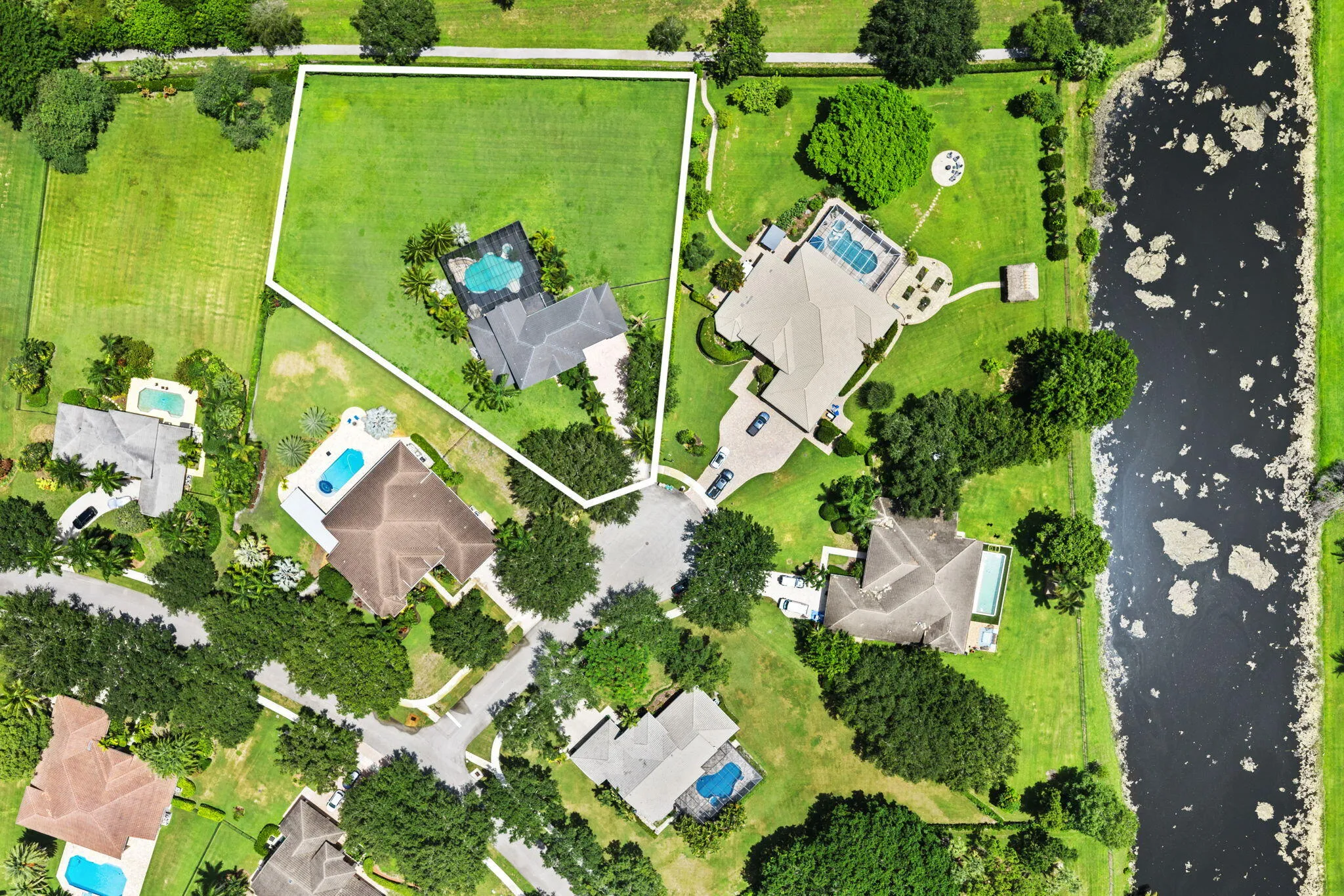3-web-or-mls-10641-sw-37th-pl - Copy