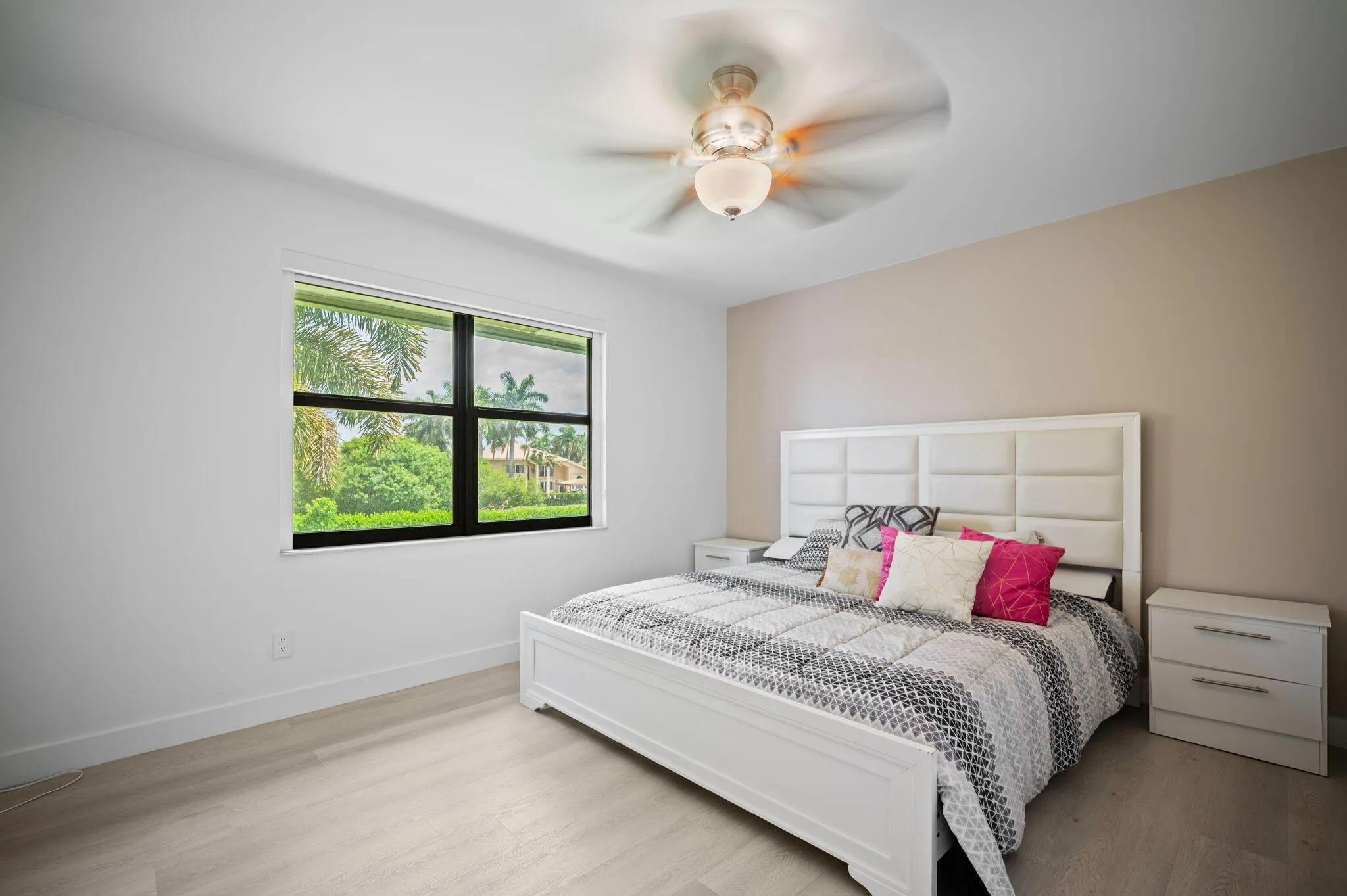 26-web-or-mls-10641-sw-37th-pl - Copy