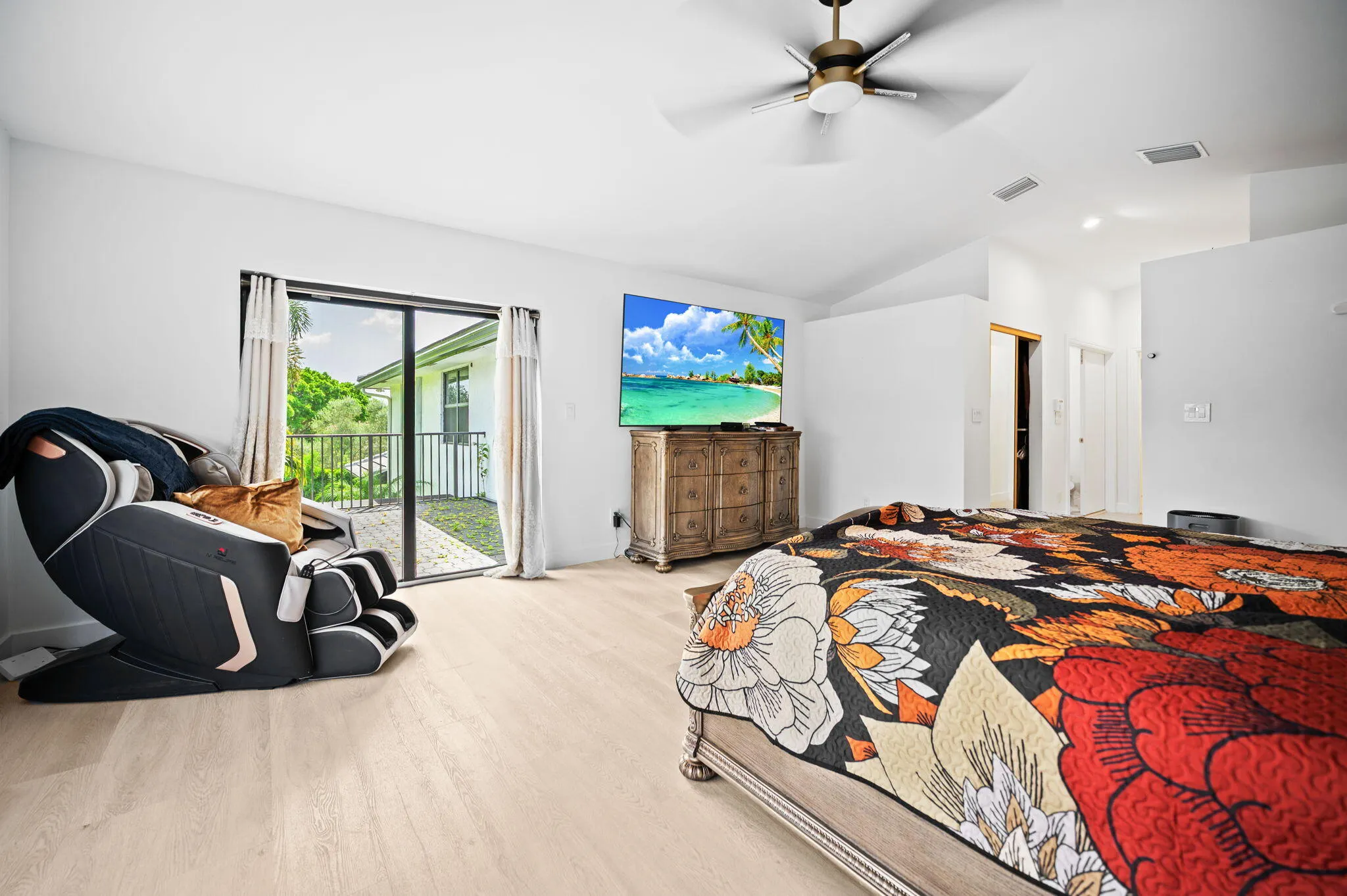 21-web-or-mls-10641-sw-37th-pl - Copy
