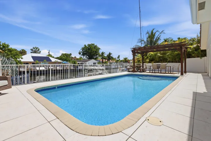 Swimming Pool 3316