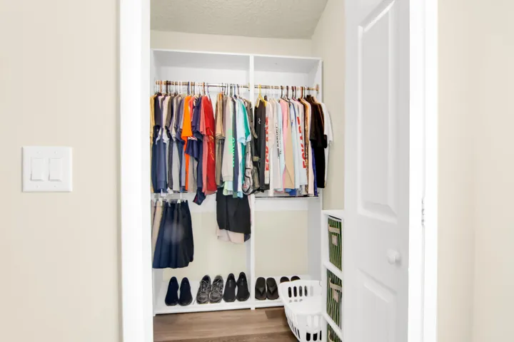 walk in closet