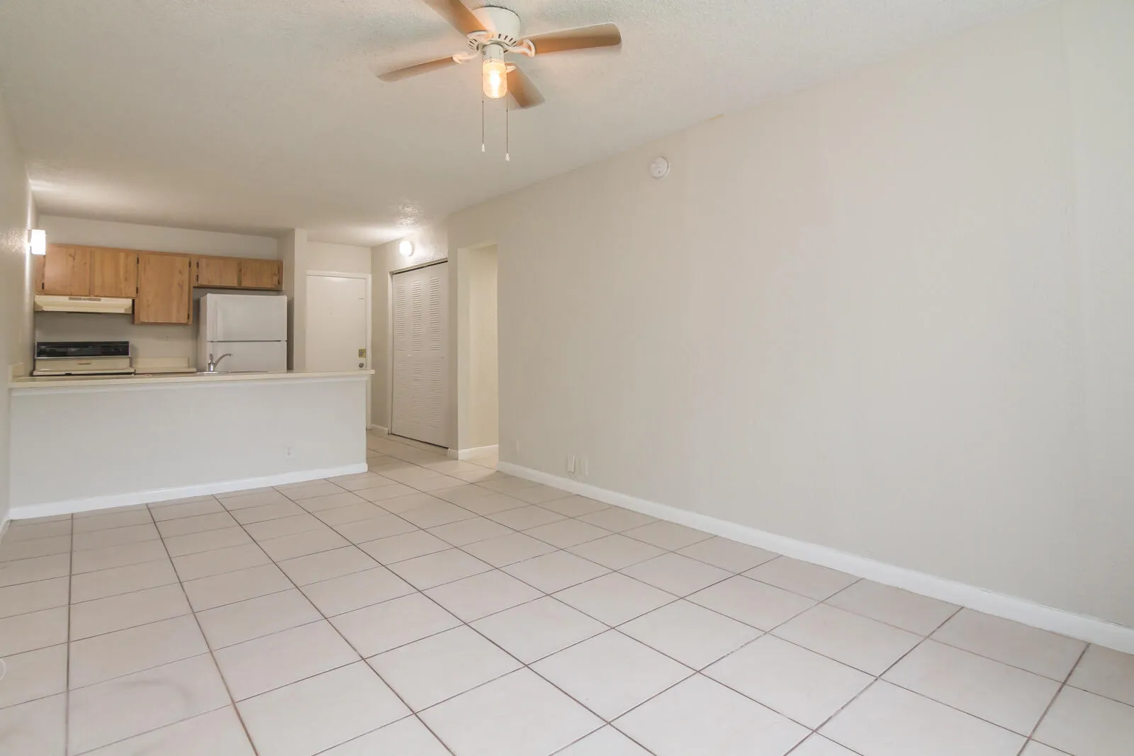 2771 Riverside Dr #109_04