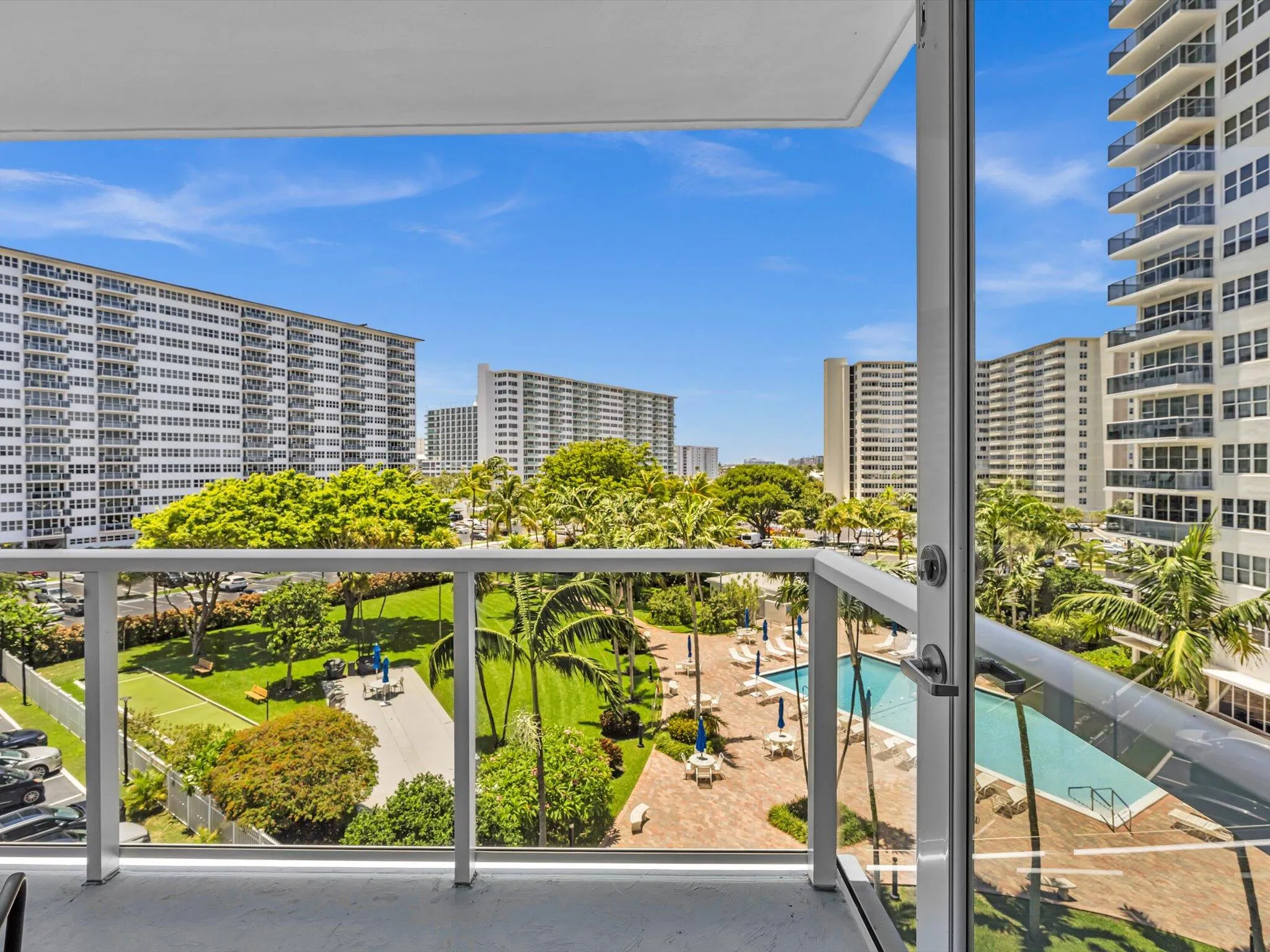 Glass balcony