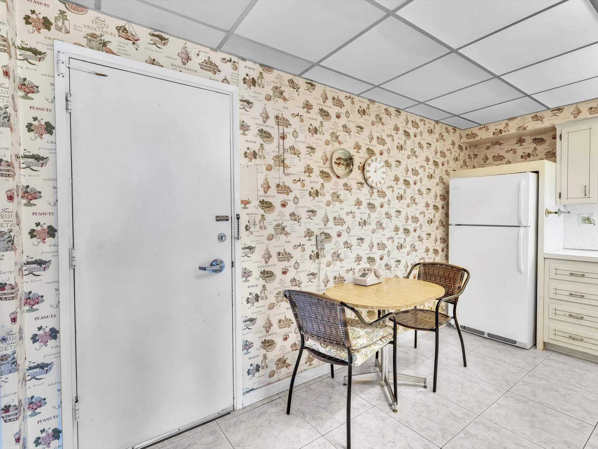 Kitchen entrance