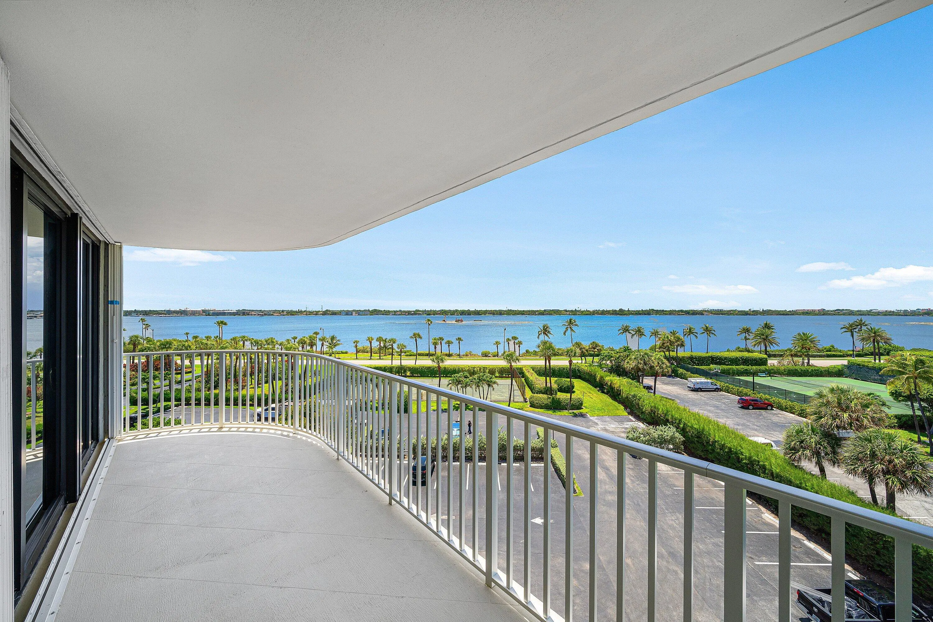 025-3360SouthOceanBoulevard-5AI-PalmBeac