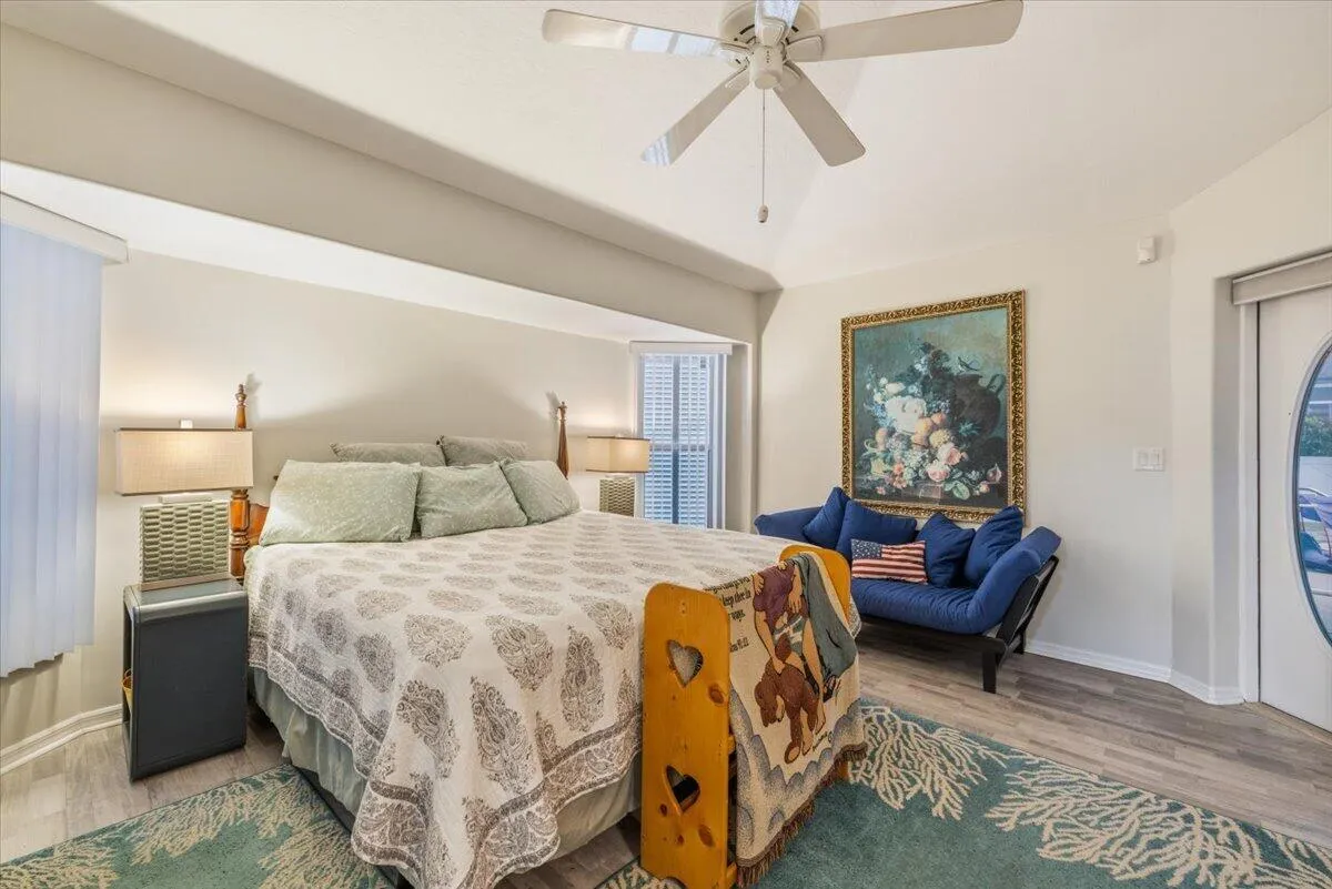 Property photo 35