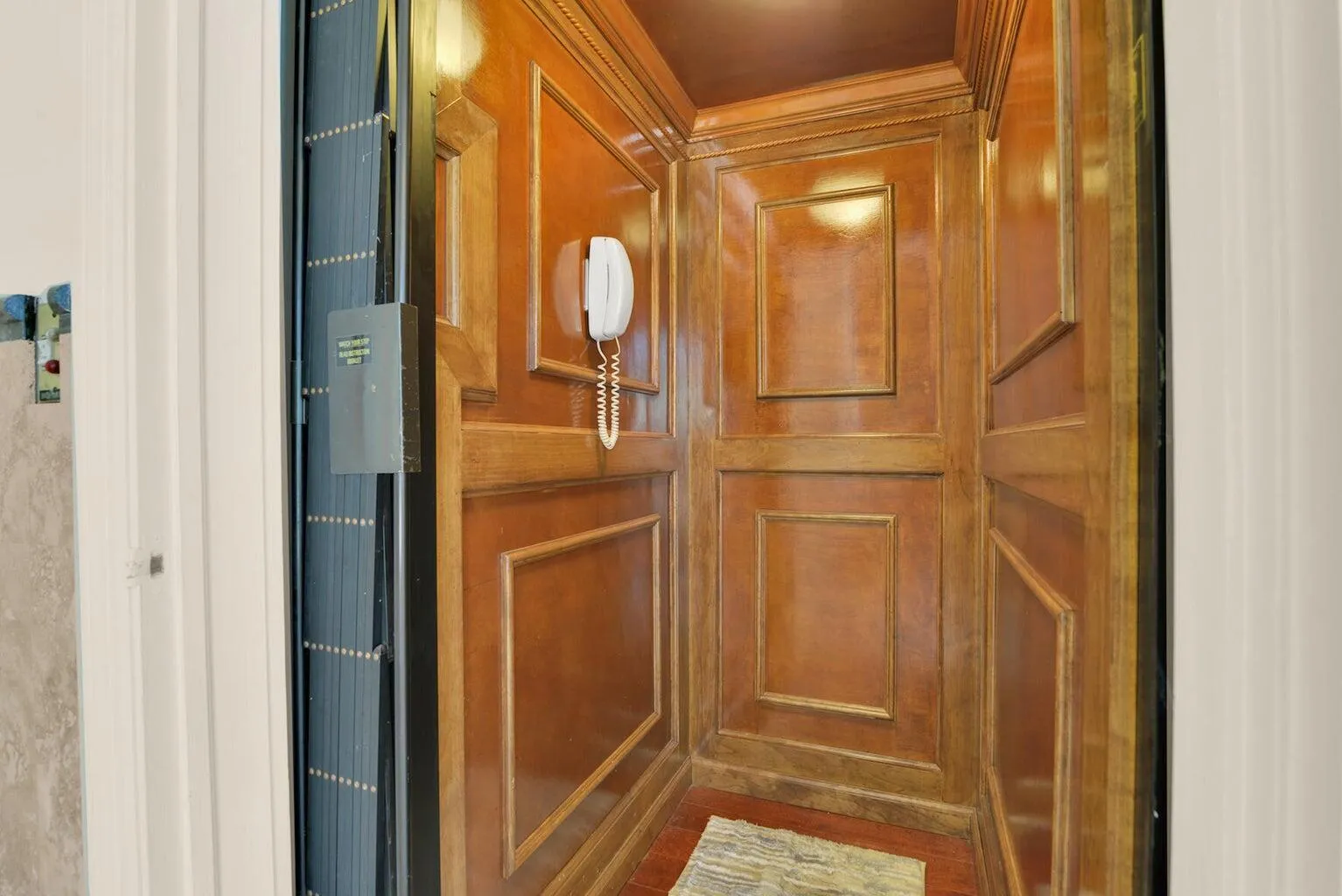 Private Elevator