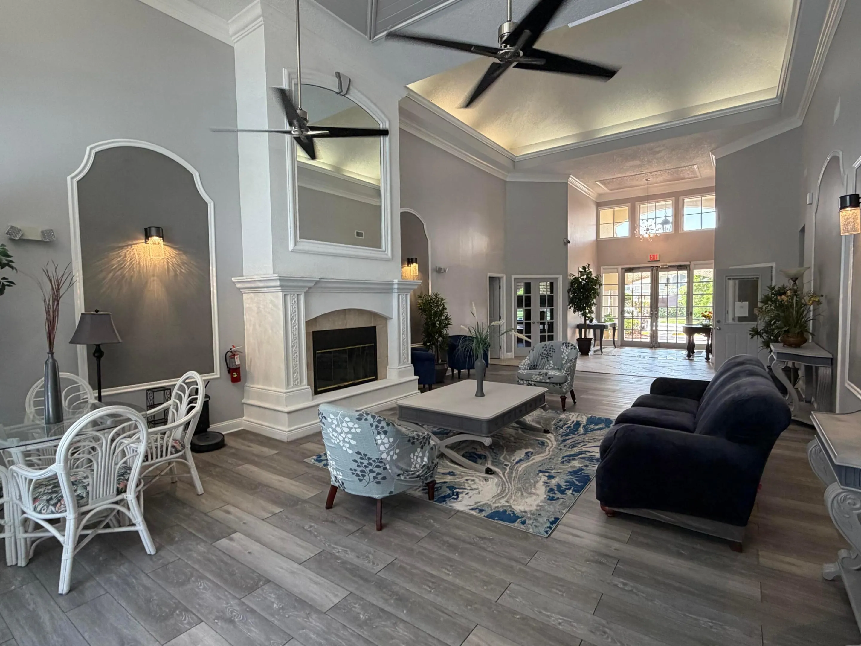 CLUBHOUSE