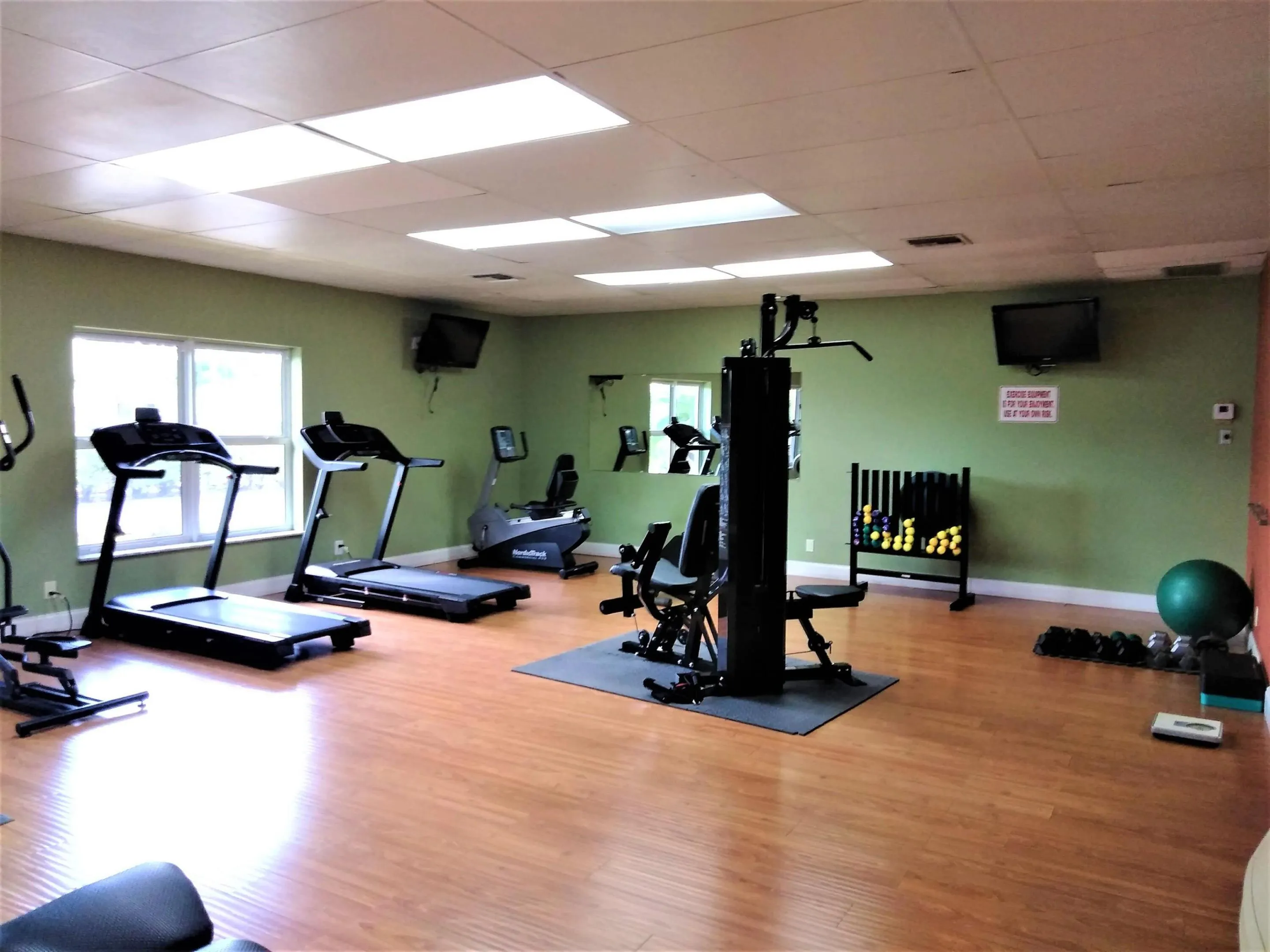 EXERCISE ROOM 2