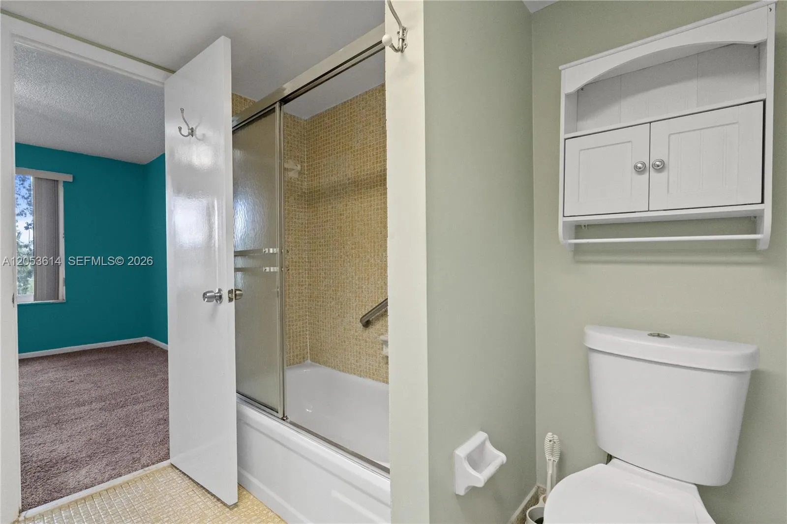 Primary Bath tub commode