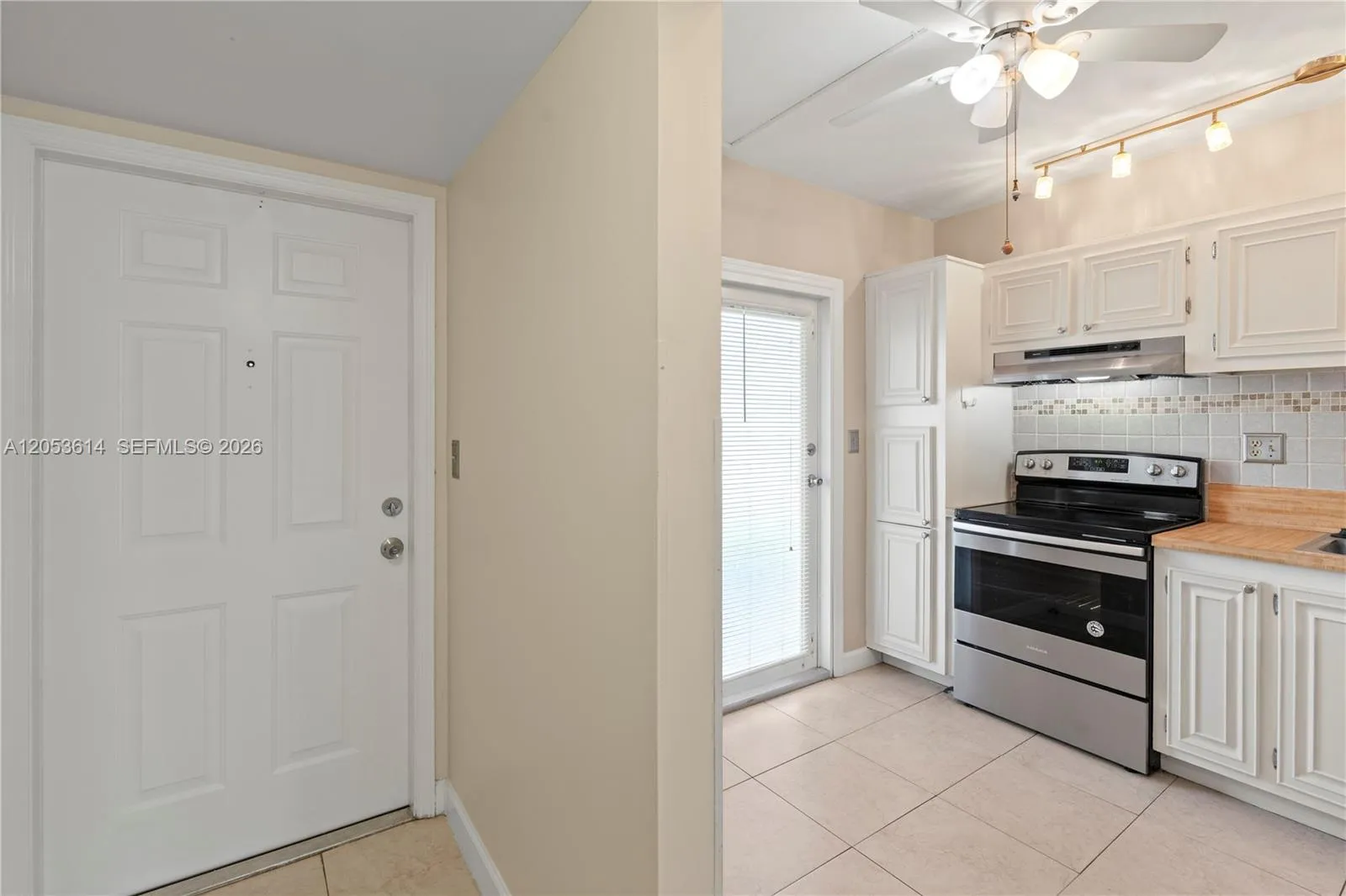 Kitchen eat in and 2nd exit