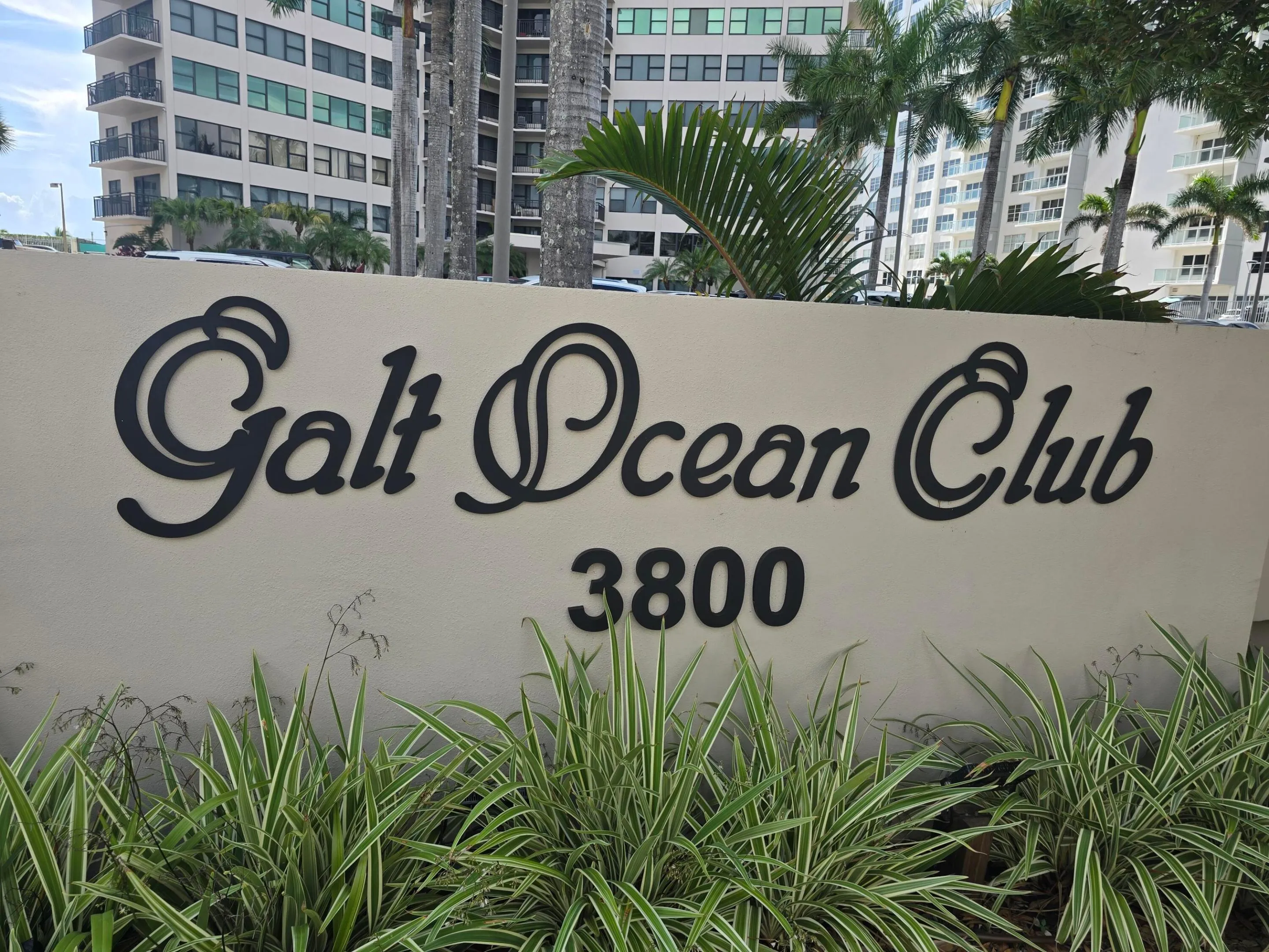 Galt Ocean Club Sign