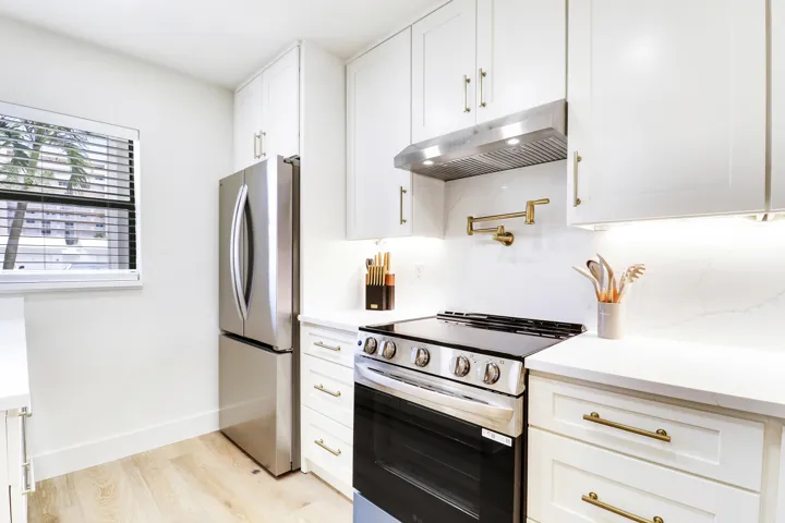 Brand New Appliances come with home plus pot filler