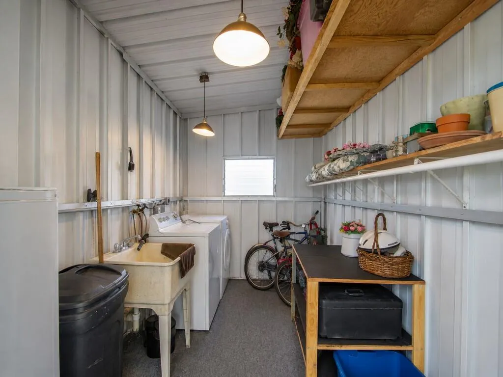 Property photo 33