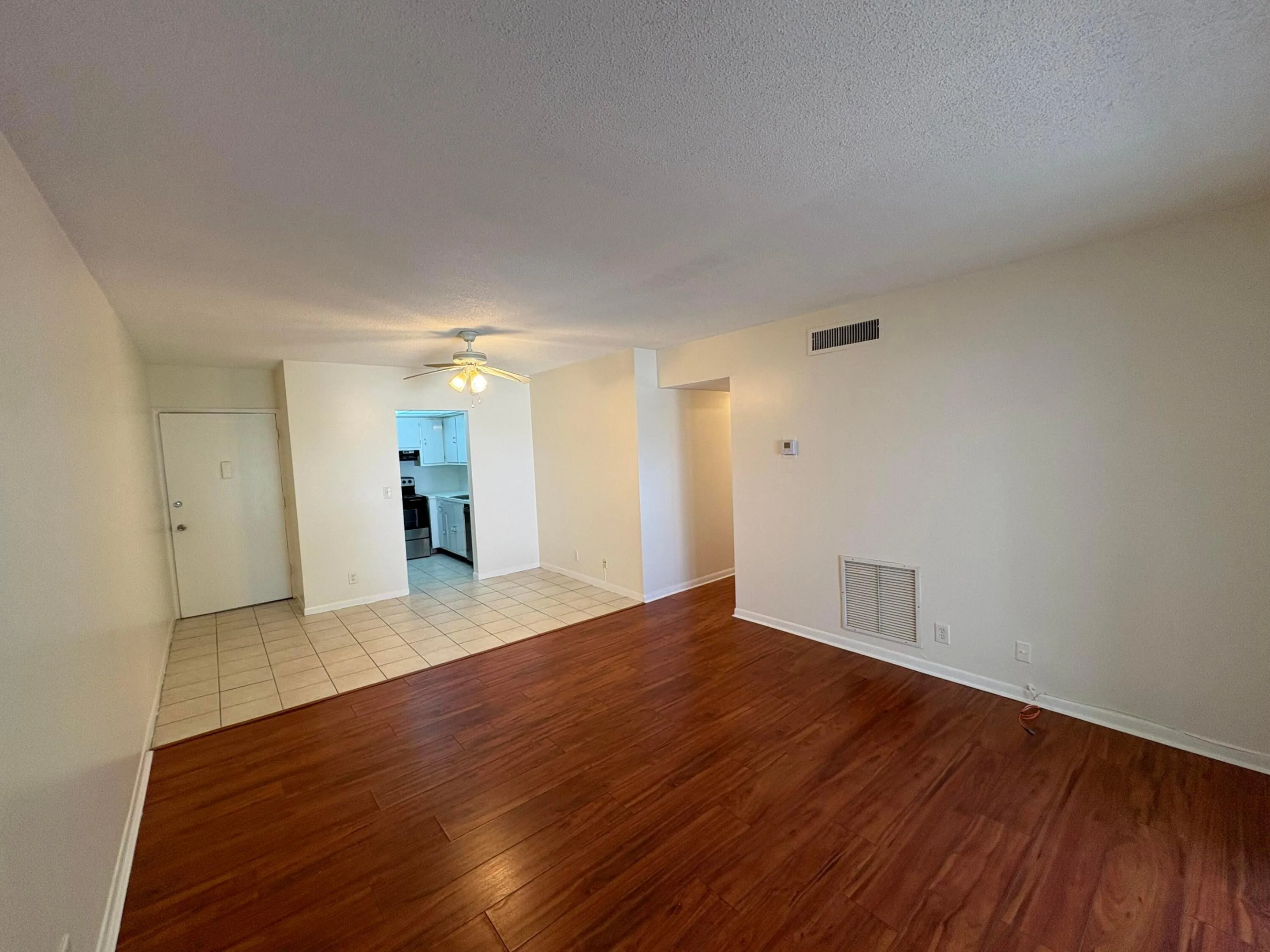 Living/Dining Area