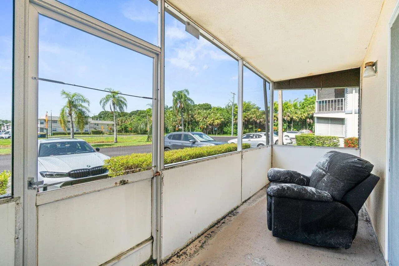 018-690BrittanyDrive-O-DelrayBeach-FL-33