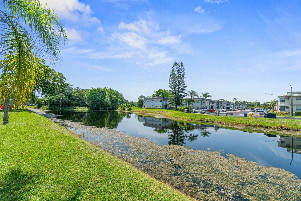 026-690BrittanyDrive-O-DelrayBeach-FL-33