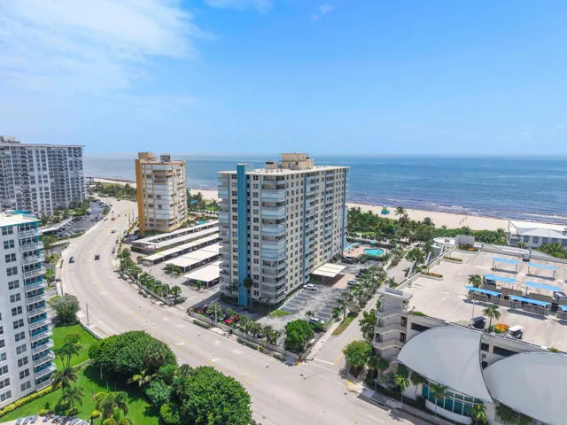 305 N Pompano Beach Blvd u804_009