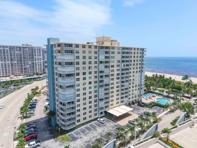 305 N Pompano Beach Blvd u804_004
