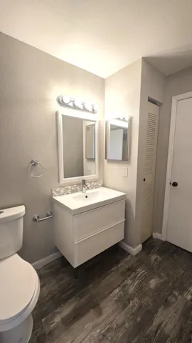 928_Bathroom2