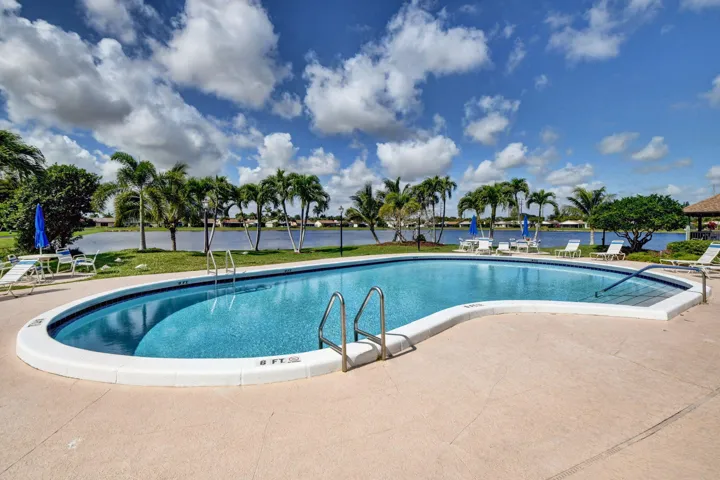 Community pool