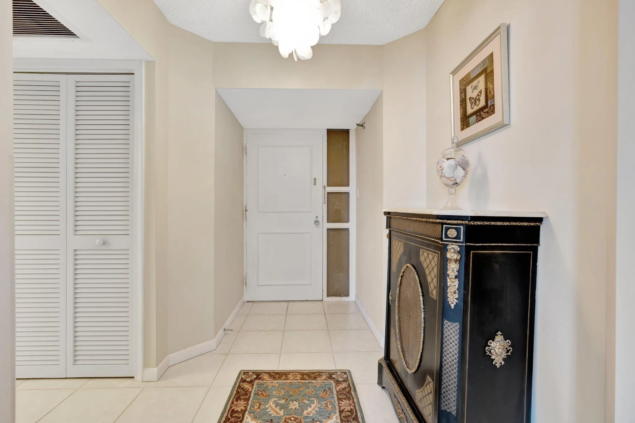 11a FOYER
