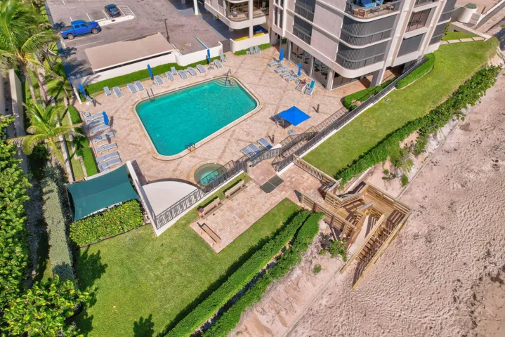 POOL/Beach Access