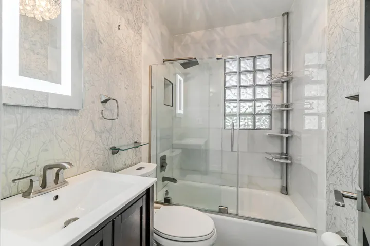 Guest bath