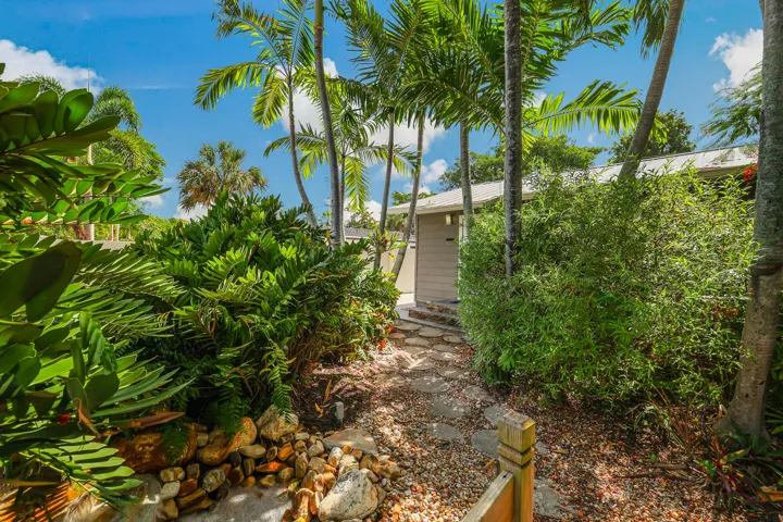 1432 NE Second Ave-3