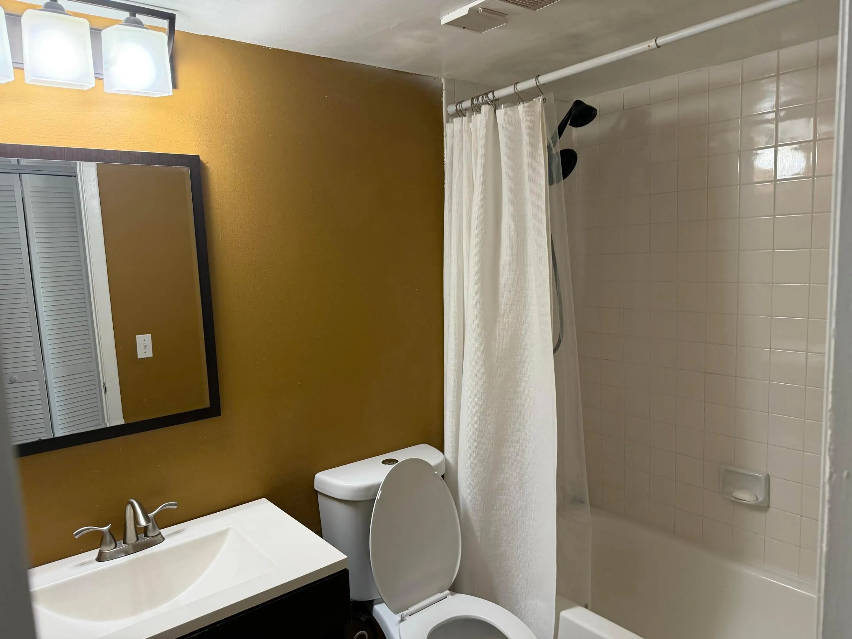 2nd Bathroom
