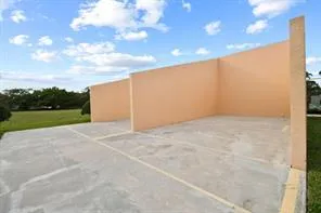Lakeside Green Raquetball and Tennis Facility