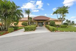 Lakeside Green Clubhouse