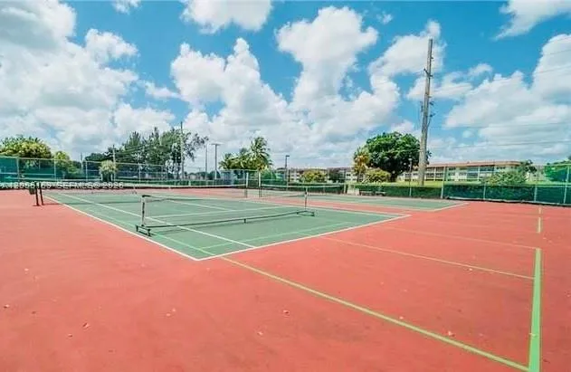 14 Tennis Courts
