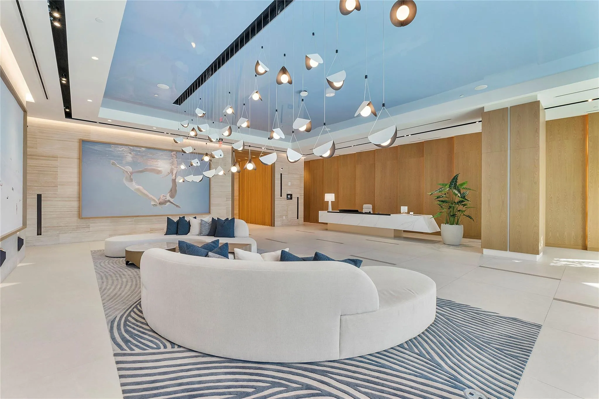 Lobby & reception area