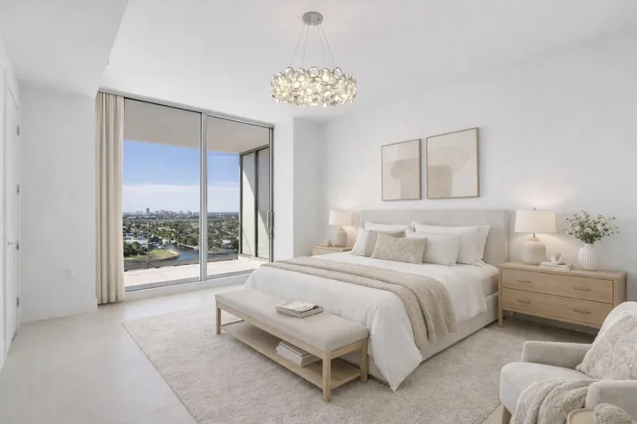 Lots of space and a view of the Marina and Las Olas yachts passing by when you wake up,soft carmel & creme & white colors are in for the beachy look,