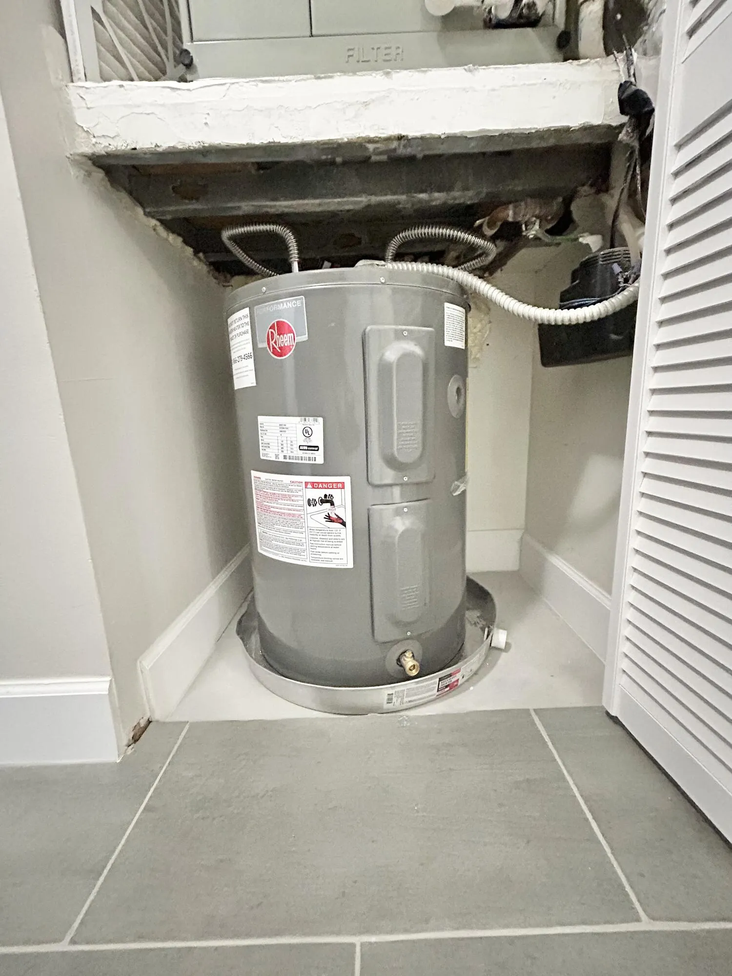NEW HOT WATER TANK