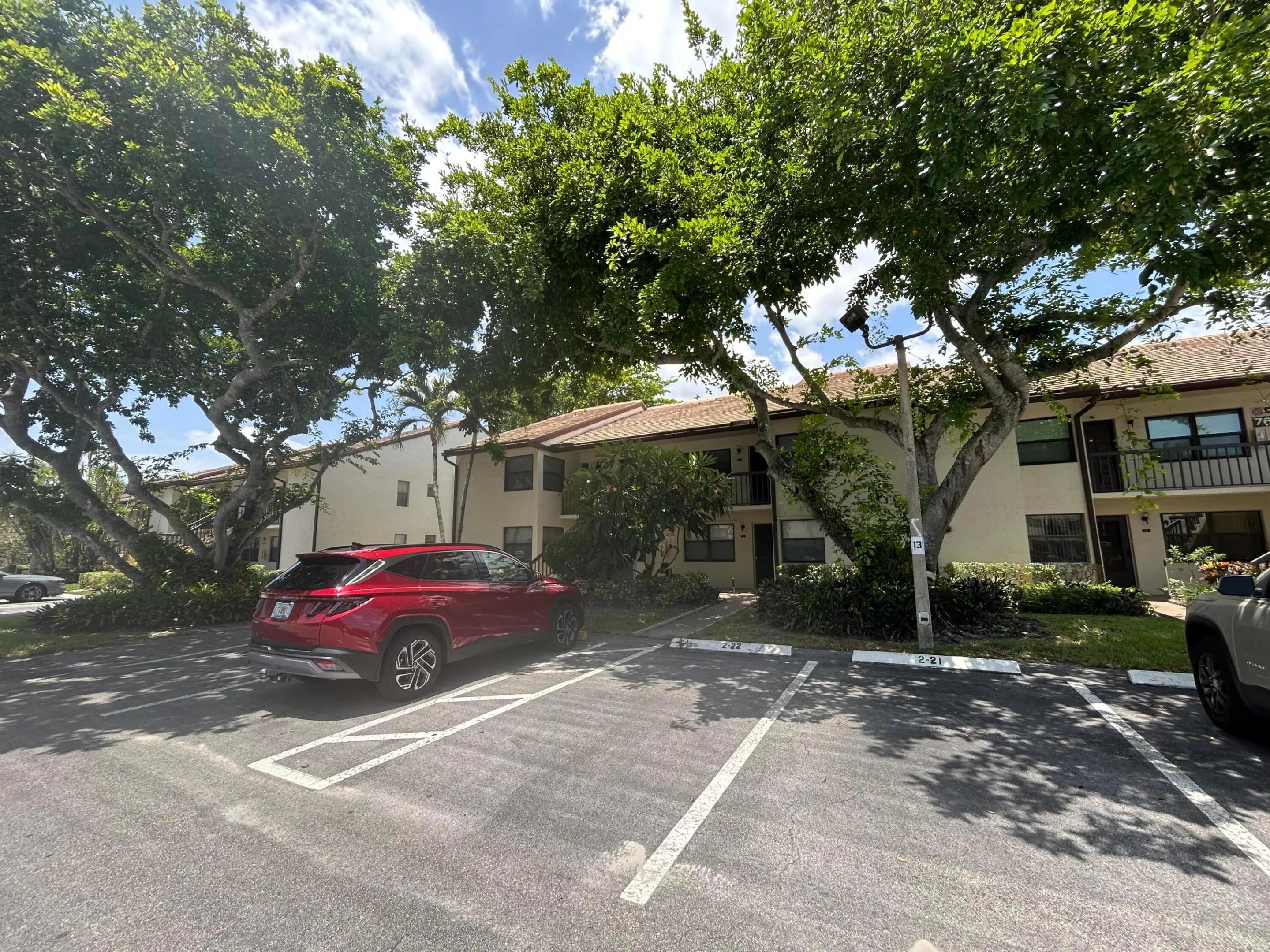 PARKING IN FRONT OF THE BUILDING