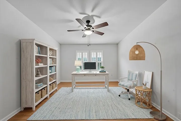 Staged: Den