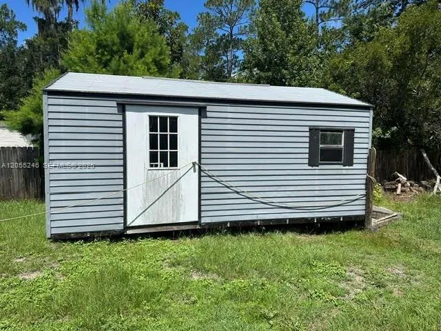 Shed