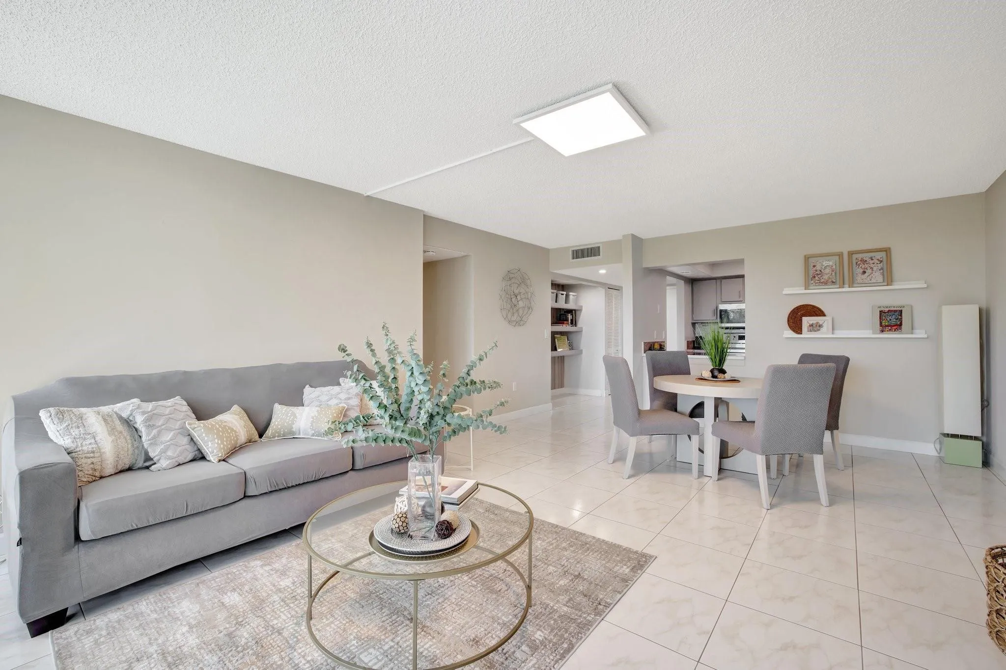 Livingroom-Diningroom