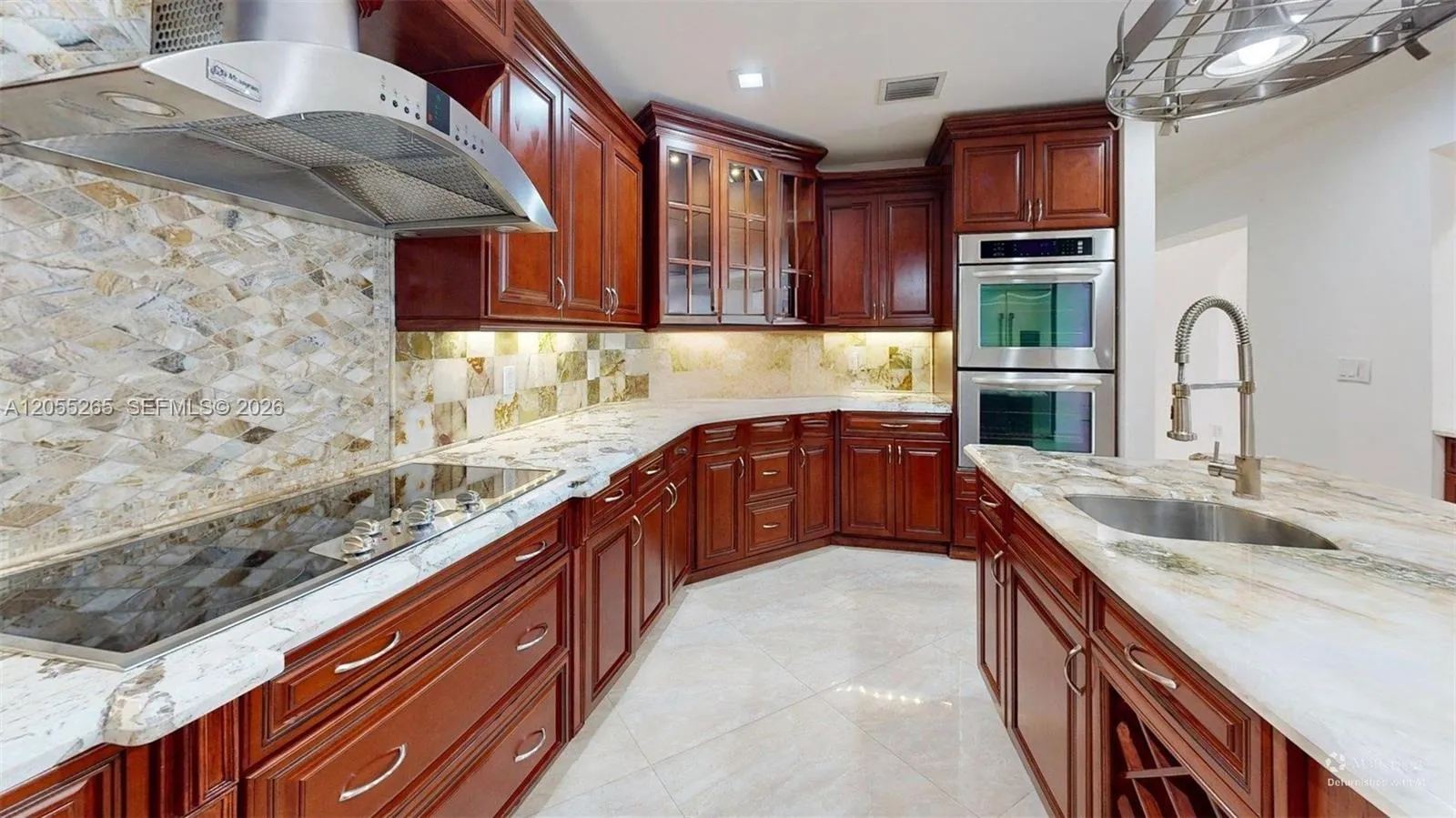 Property photo 24