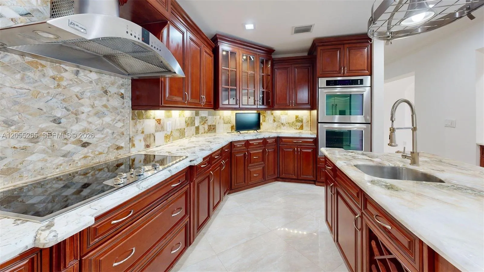 Property photo 44