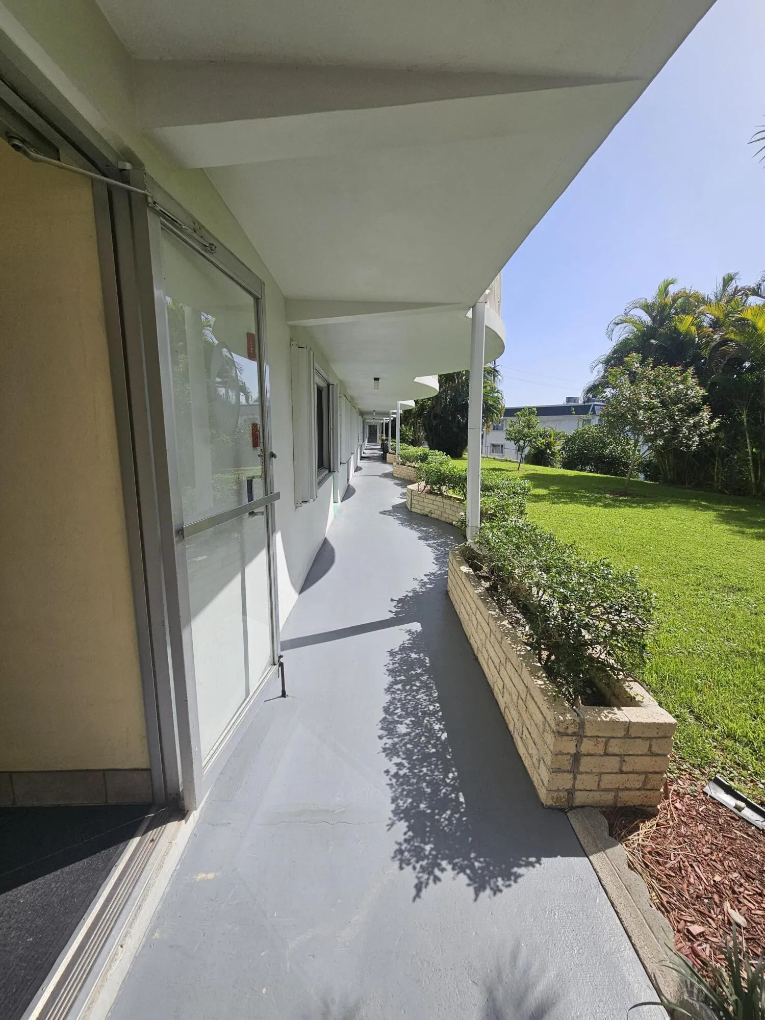 front exterior catwalk