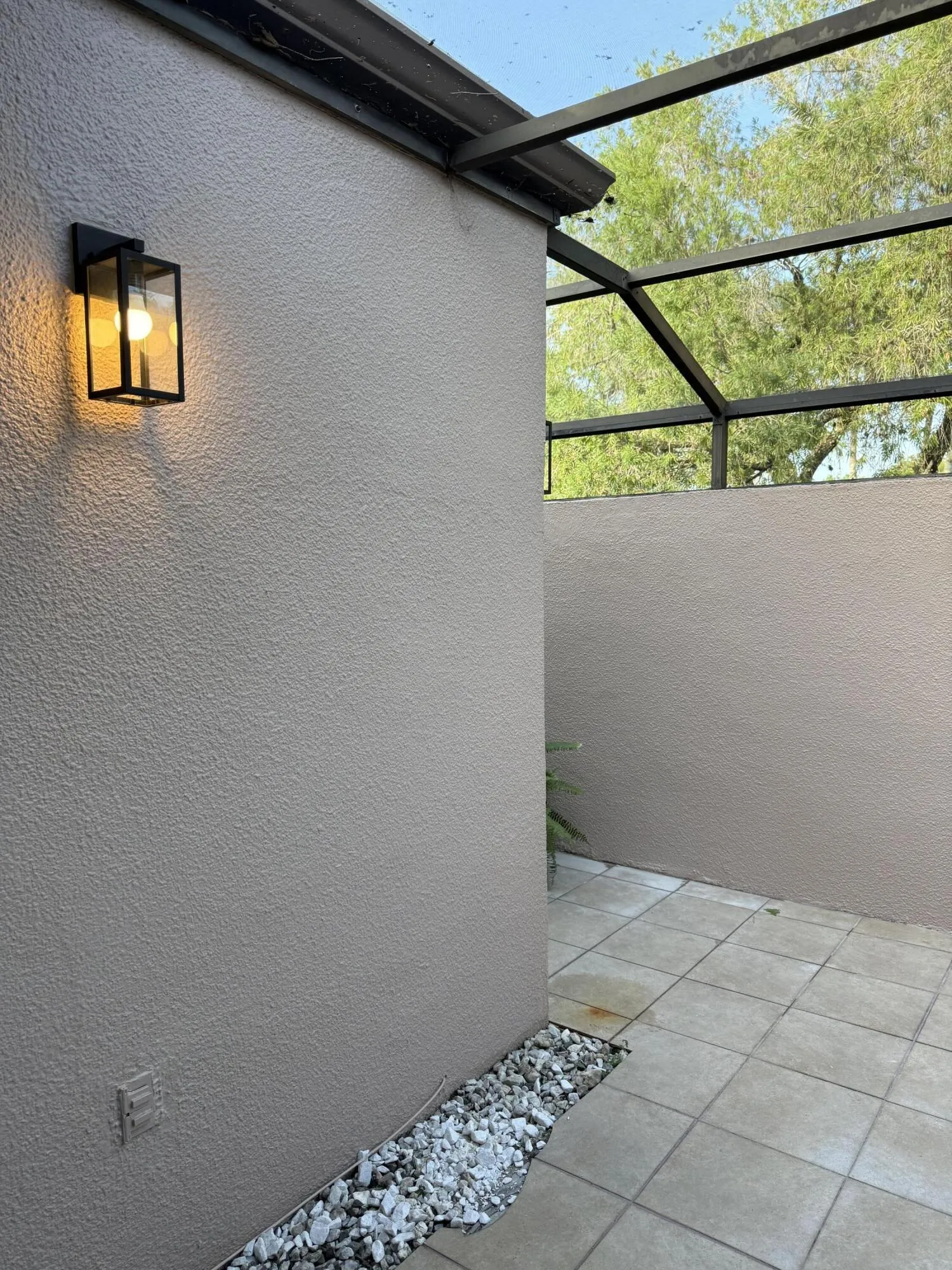 Screened Patio