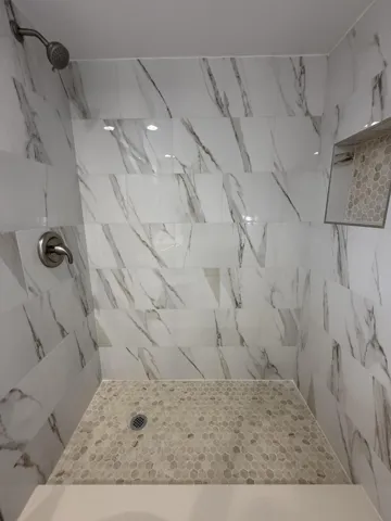 Master Bathroo