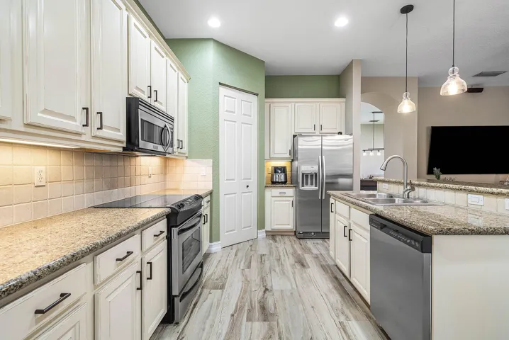 019-8564BreezyOakWay-BoyntonBeach-FL-334