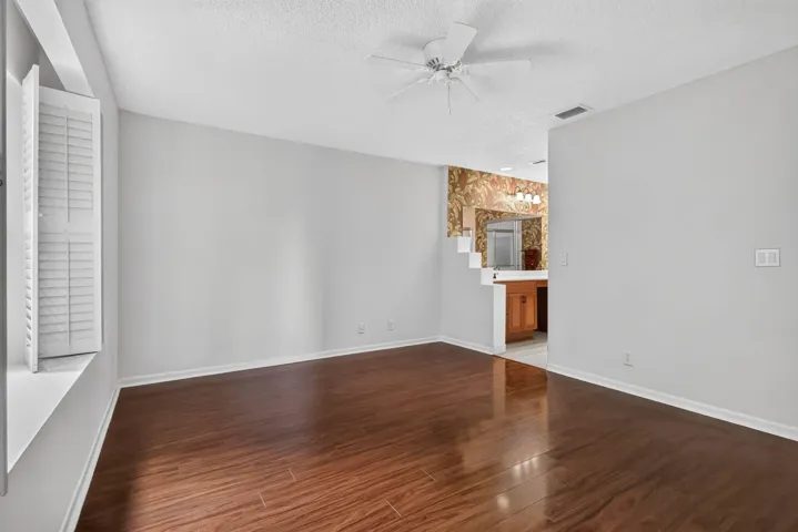 27-web-or-mls-_14A3094