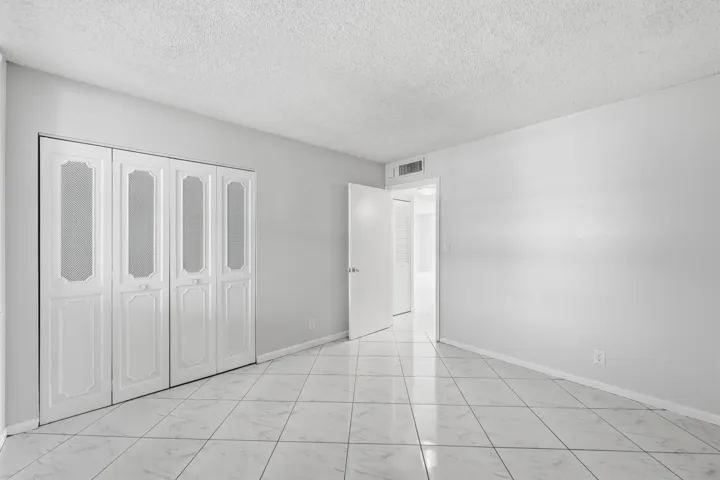 24_stl_4894