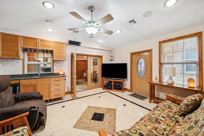 014-2655DorsonWay-DelrayBeach-FL-33445-S