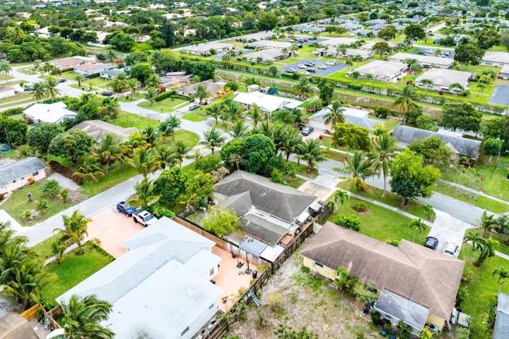 050-2655DorsonWay-DelrayBeach-FL-33445-S